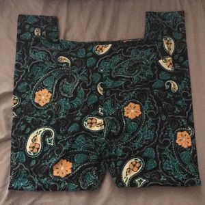LuLaRoe TC leggings! Like new!